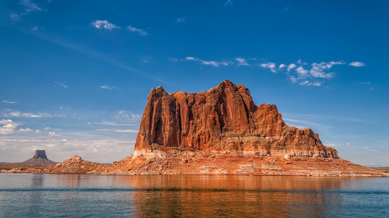 Fishing in national parks and Lake Powell, Utah
