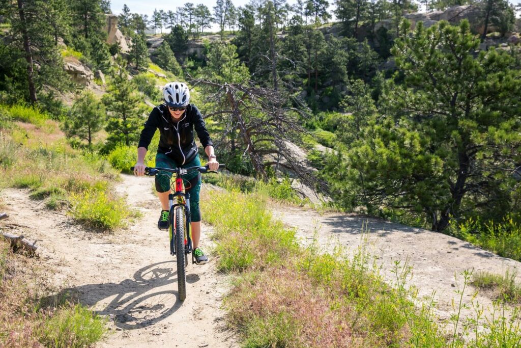 emily-sierra-mountain-biking-bike-zimmerman-park-billings-montana-rimrocks