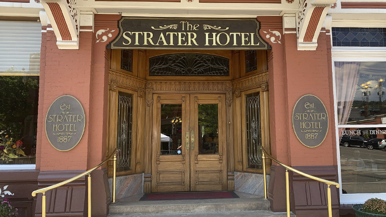 The entrance to the Strater Hotel, one of the Inns of the San Juan Skyway