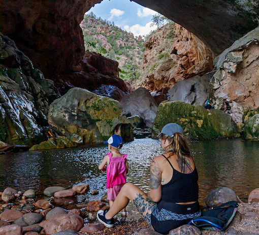 Mother and daughter at Tonto Natural Bridge State Park